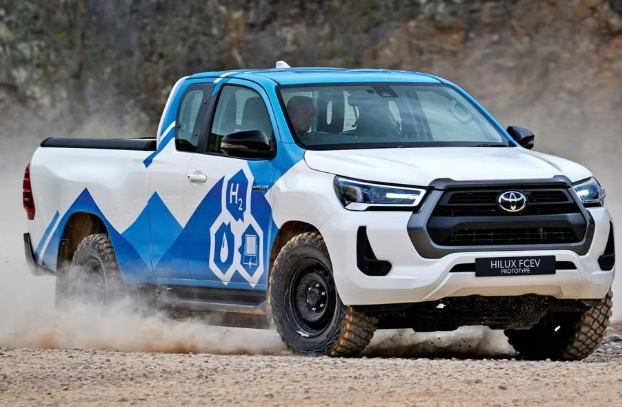 Toyota Hilux sắp có bản dùng nhiên liệu hydro